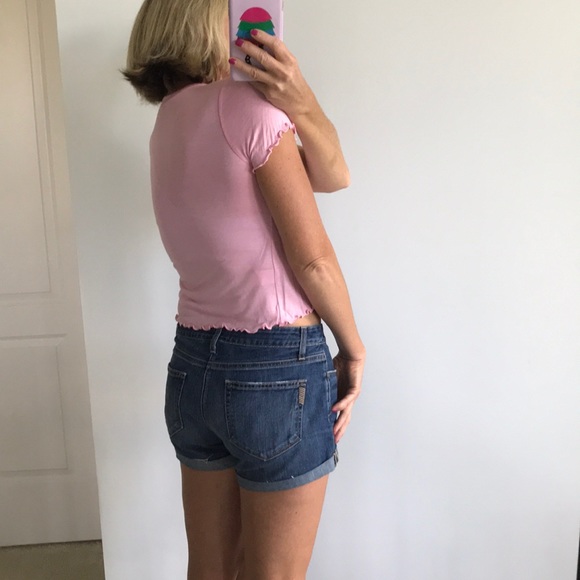 ♥️HOST PICK♥️Pink Palm Tree Print Cropped Shirt - Picture 5 of 8